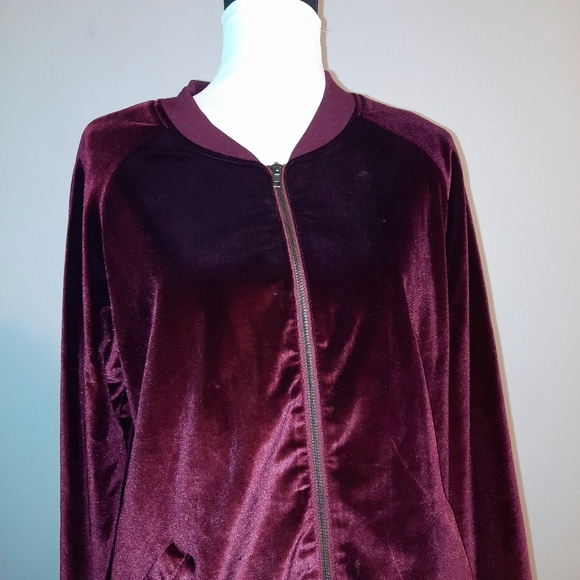 Burgundy Jacket Size med - Picture 3 of 13
